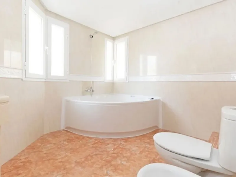 OCCUPIED PROPERTY. INVESTMENT OPPORTUNITY.