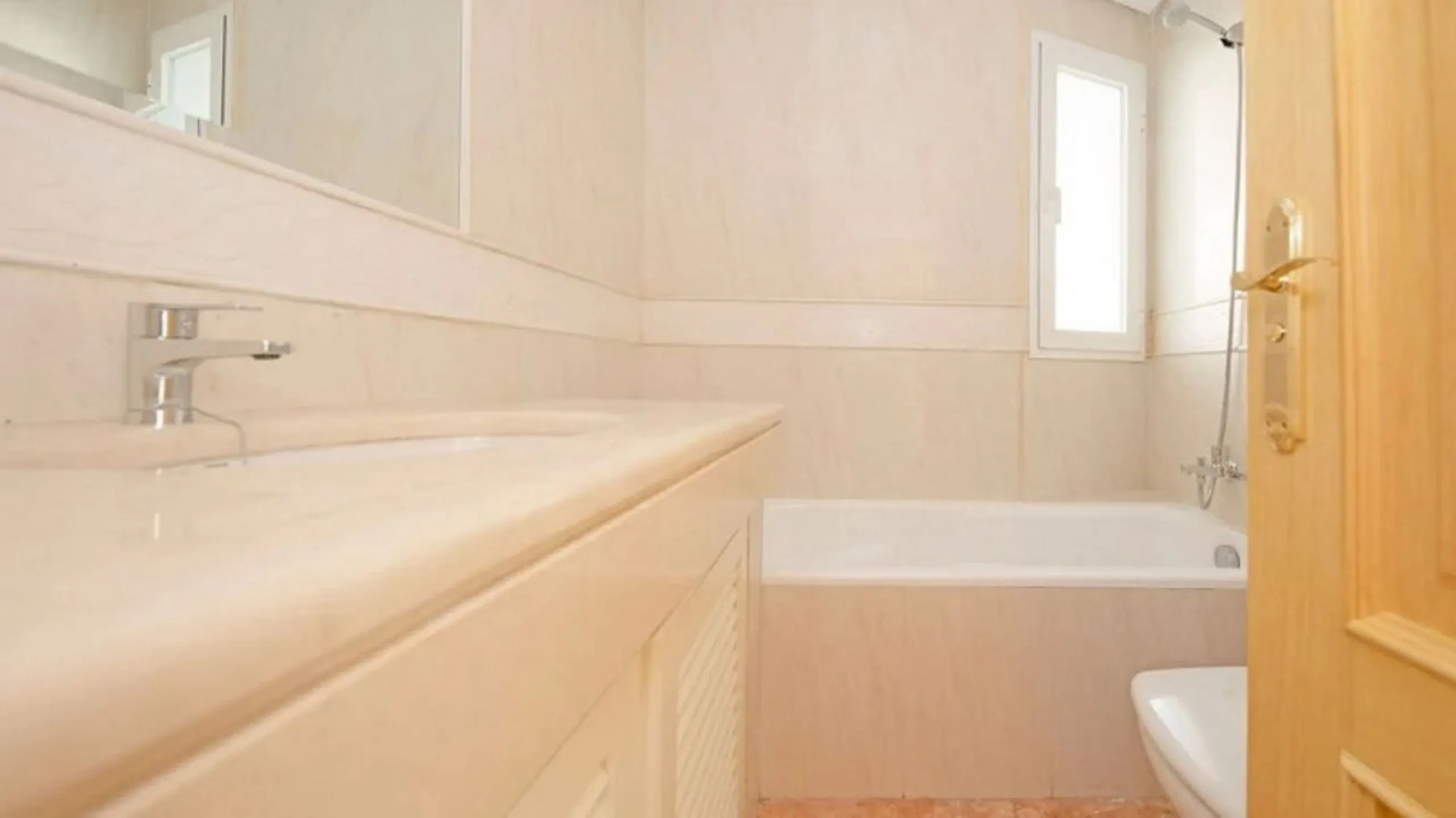 OCCUPIED PROPERTY. INVESTMENT OPPORTUNITY.