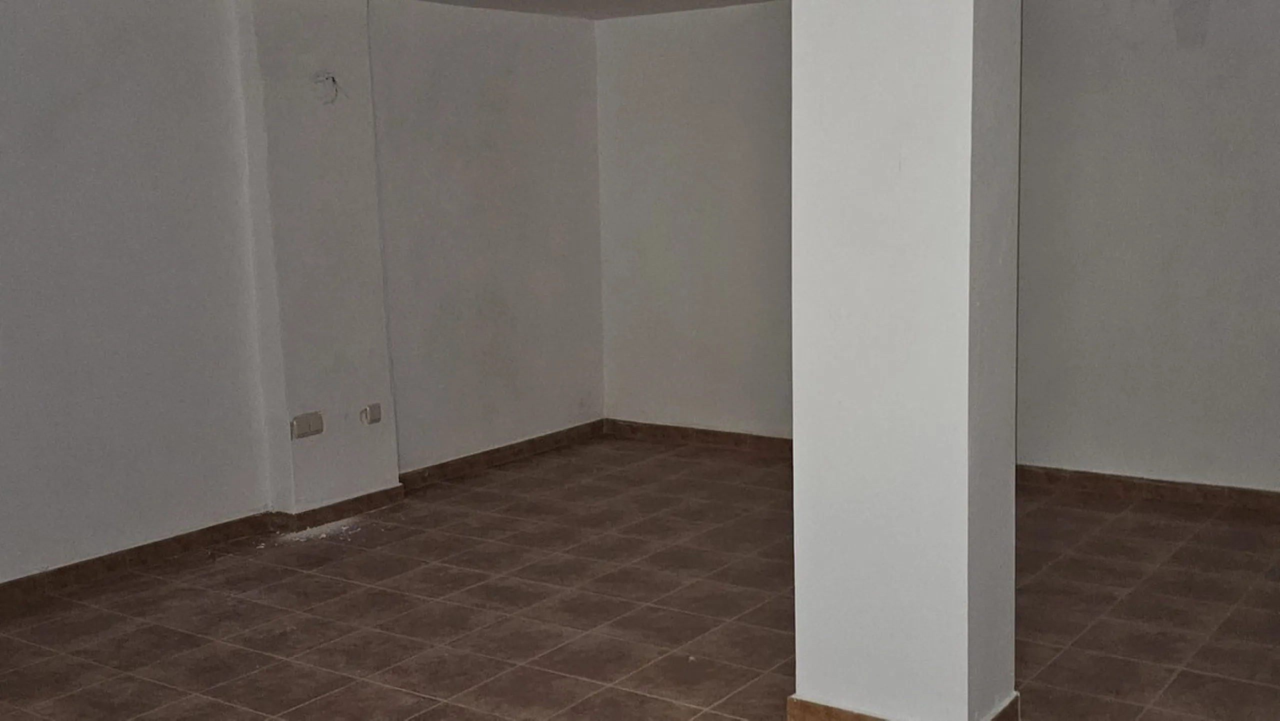House - Townhouse в продаже в Casares, Málaga. В доме 2 спален и 2 ванных комнат. Площадь дома 211 м²