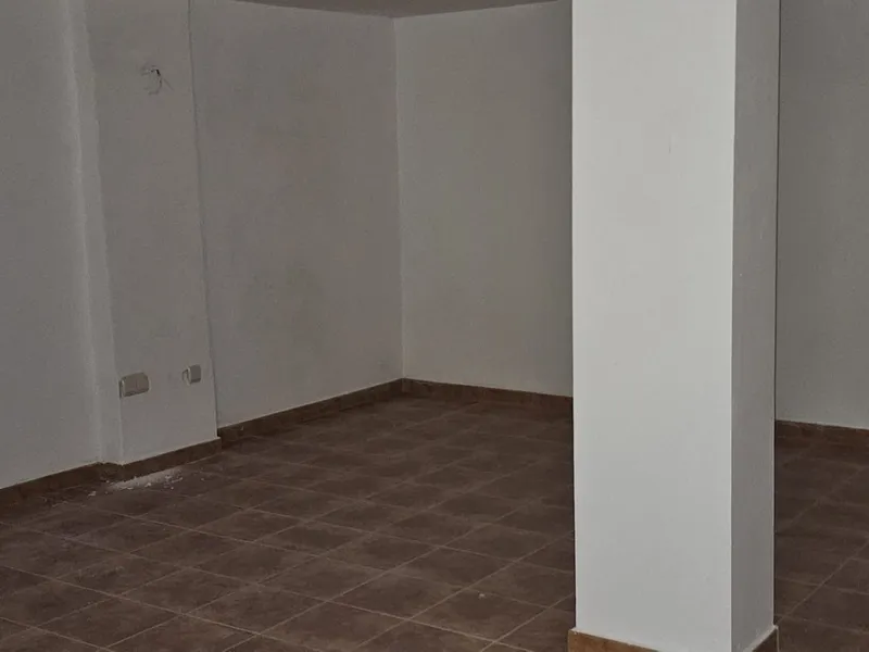 House - Townhouse в продаже в Casares, Málaga. В доме 2 спален и 2 ванных комнат. Площадь дома 211 м²