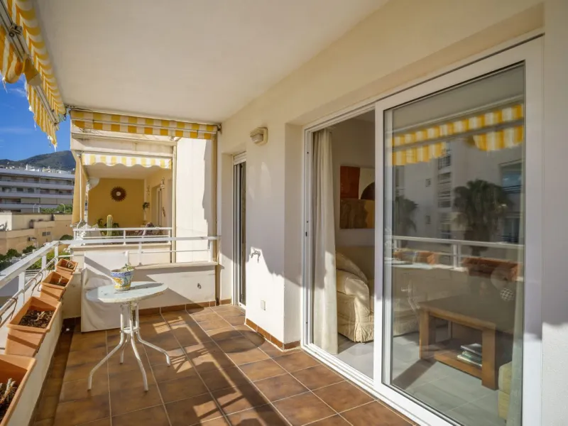 3-Bedroom Apartment in Private Complex with Terrace, Sea Views, Garage, and Storage – Arroyo de la Miel, Benalmádena