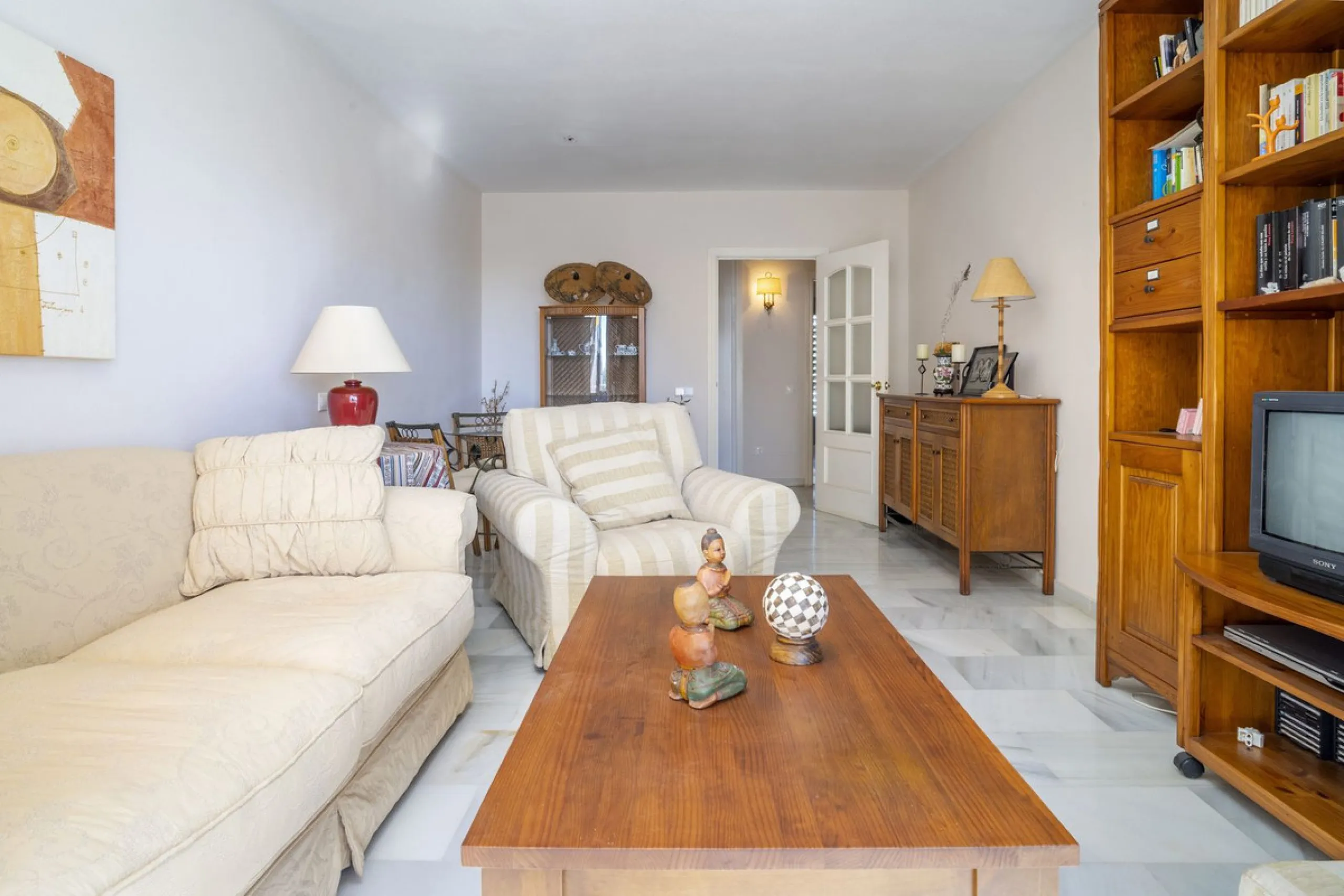3-Bedroom Apartment in Private Complex with Terrace, Sea Views, Garage, and Storage – Arroyo de la Miel, Benalmádena