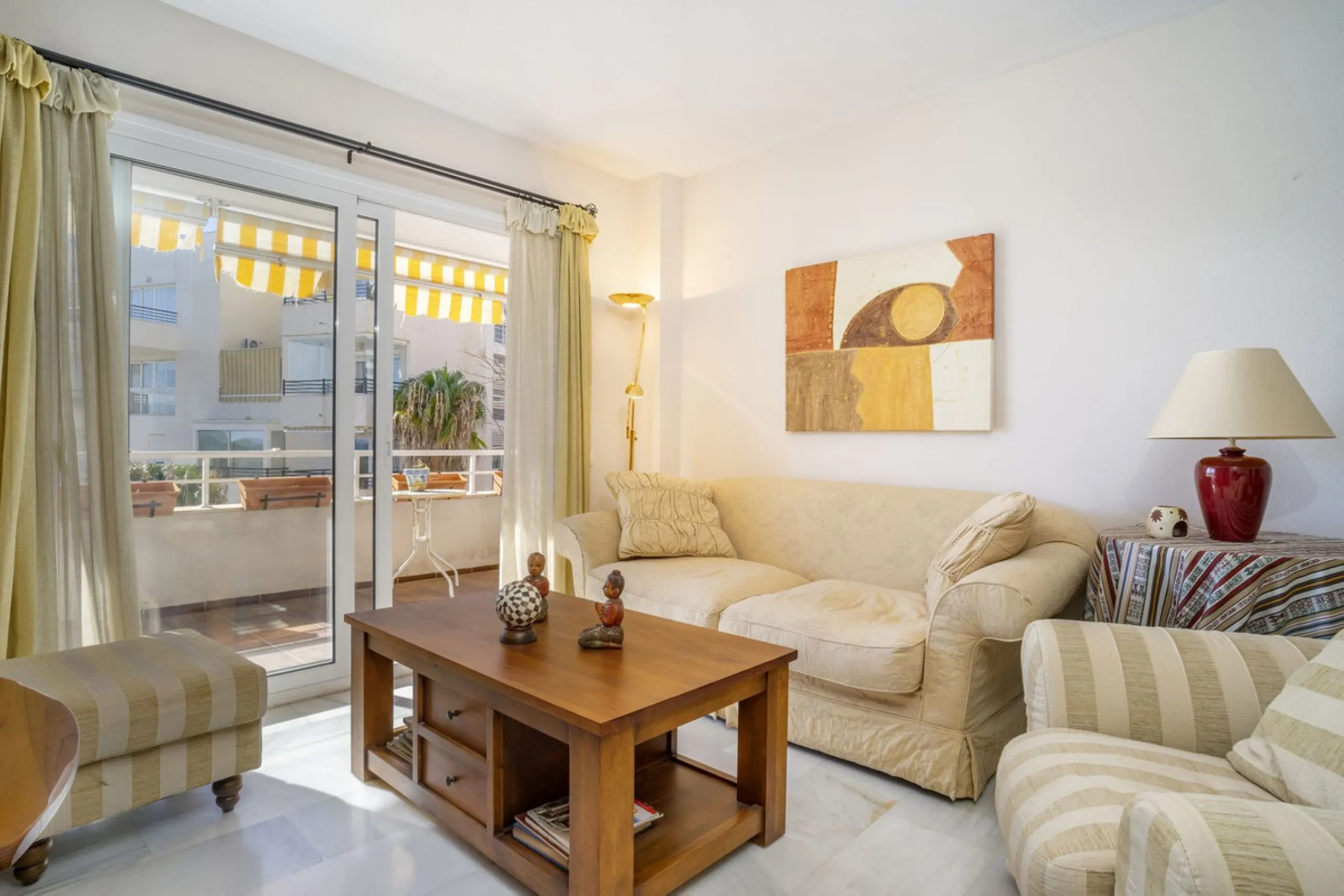 3-Bedroom Apartment in Private Complex with Terrace, Sea Views, Garage, and Storage – Arroyo de la Miel, Benalmádena
