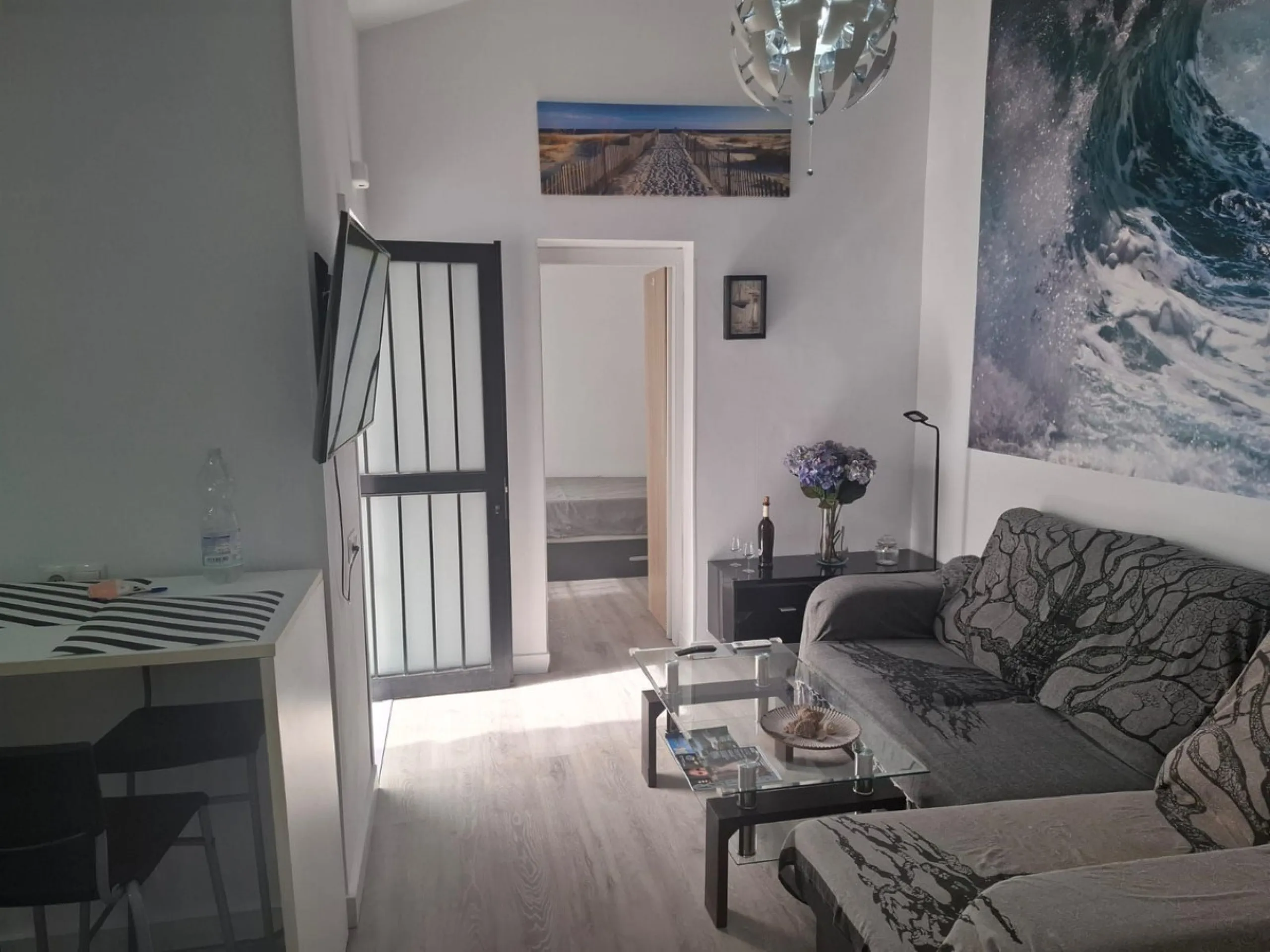 House - Townhouse в продаже в Marbella, Málaga. В доме 2 спален и 1 ванных комнат. Площадь дома 48 м²