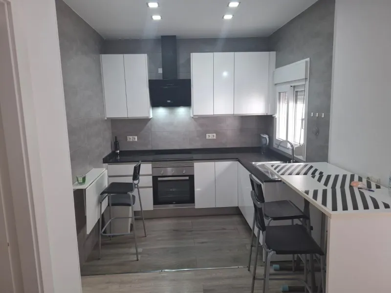 House - Townhouse в продаже в Marbella, Málaga. В доме 2 спален и 1 ванных комнат. Площадь дома 48 м²