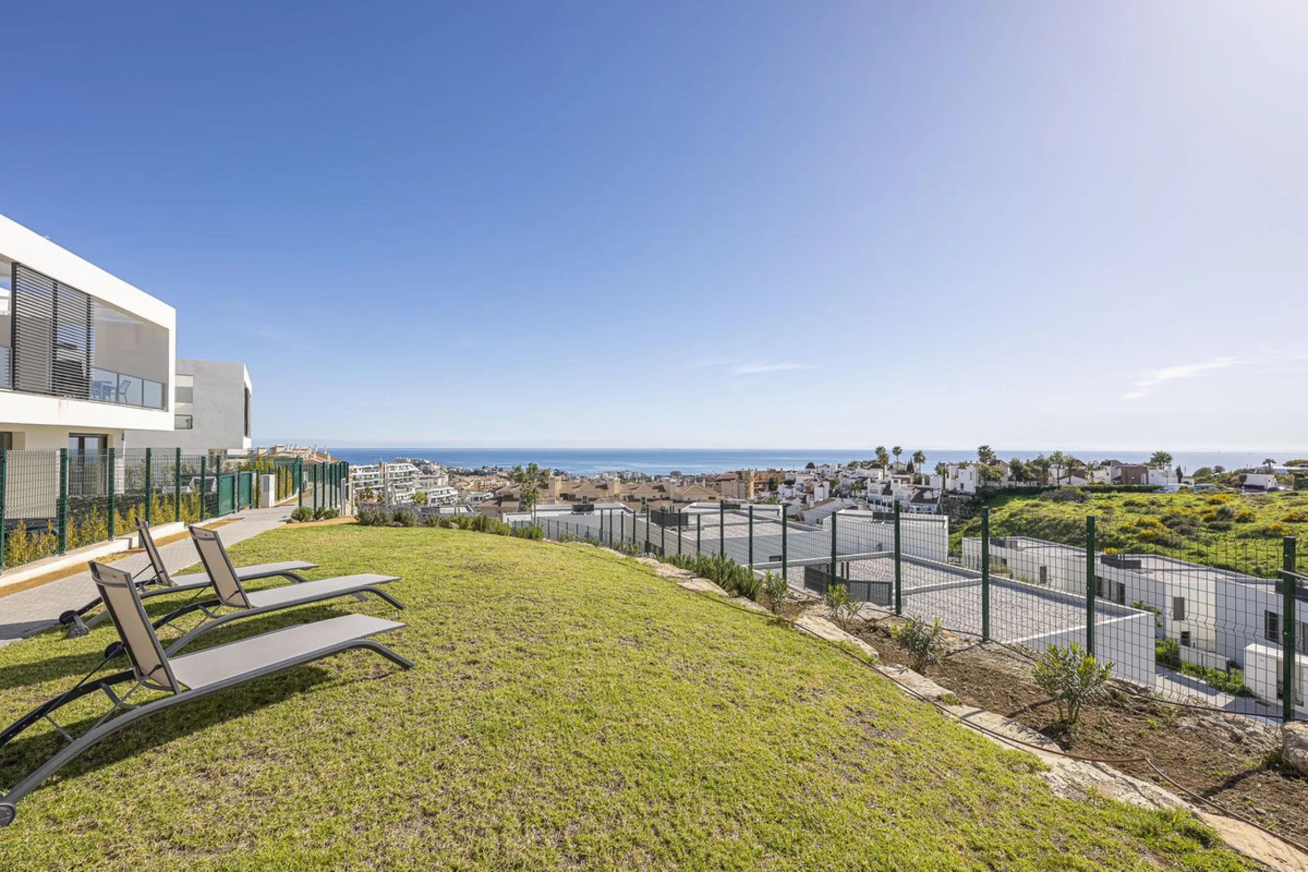 Brand New Townhouse for Sale (2024) – Where the sea, light, and tranquility become your way of life
