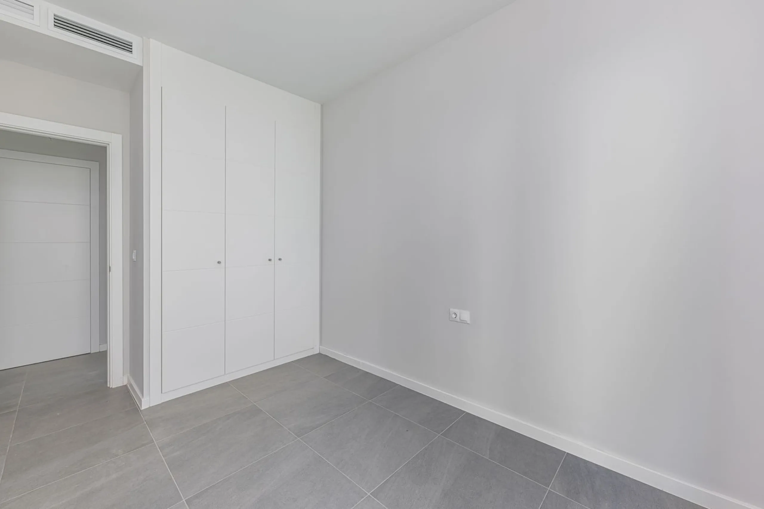 Brand New Townhouse for Sale (2024) – Where the sea, light, and tranquility become your way of life