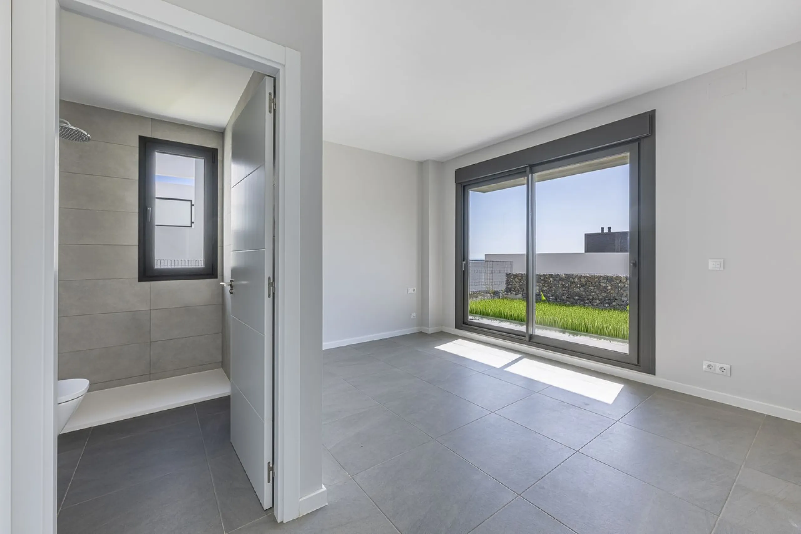 Brand New Townhouse for Sale (2024) – Where the sea, light, and tranquility become your way of life