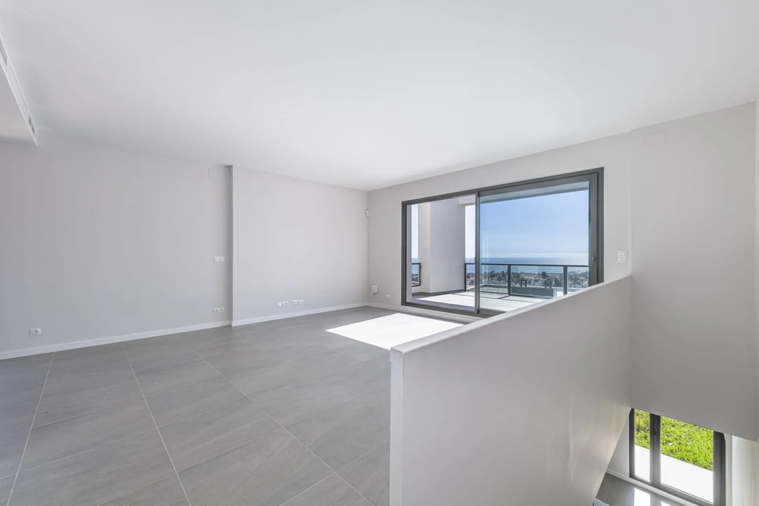 Brand New Townhouse for Sale (2024) – Where the sea, light, and tranquility become your way of life