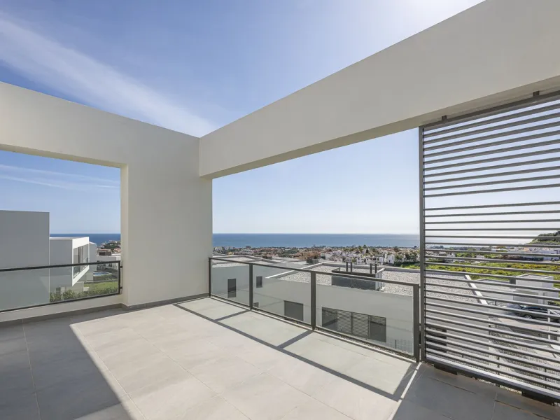 Brand New Townhouse for Sale (2024) – Where the sea, light, and tranquility become your way of life