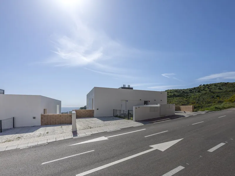 Brand New Townhouse for Sale (2024) – Where the sea, light, and tranquility become your way of life