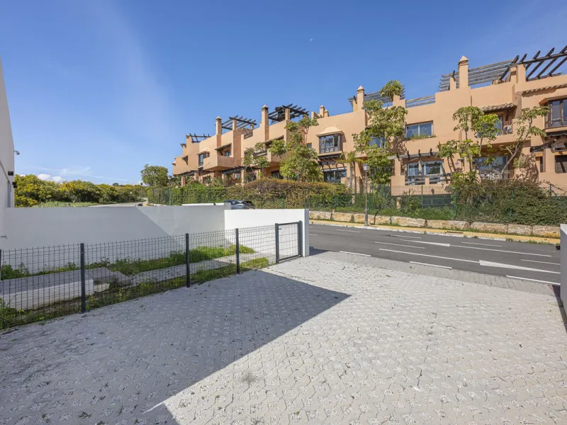 Brand New Townhouse for Sale (2024) – Where the sea, light, and tranquility become your way of life