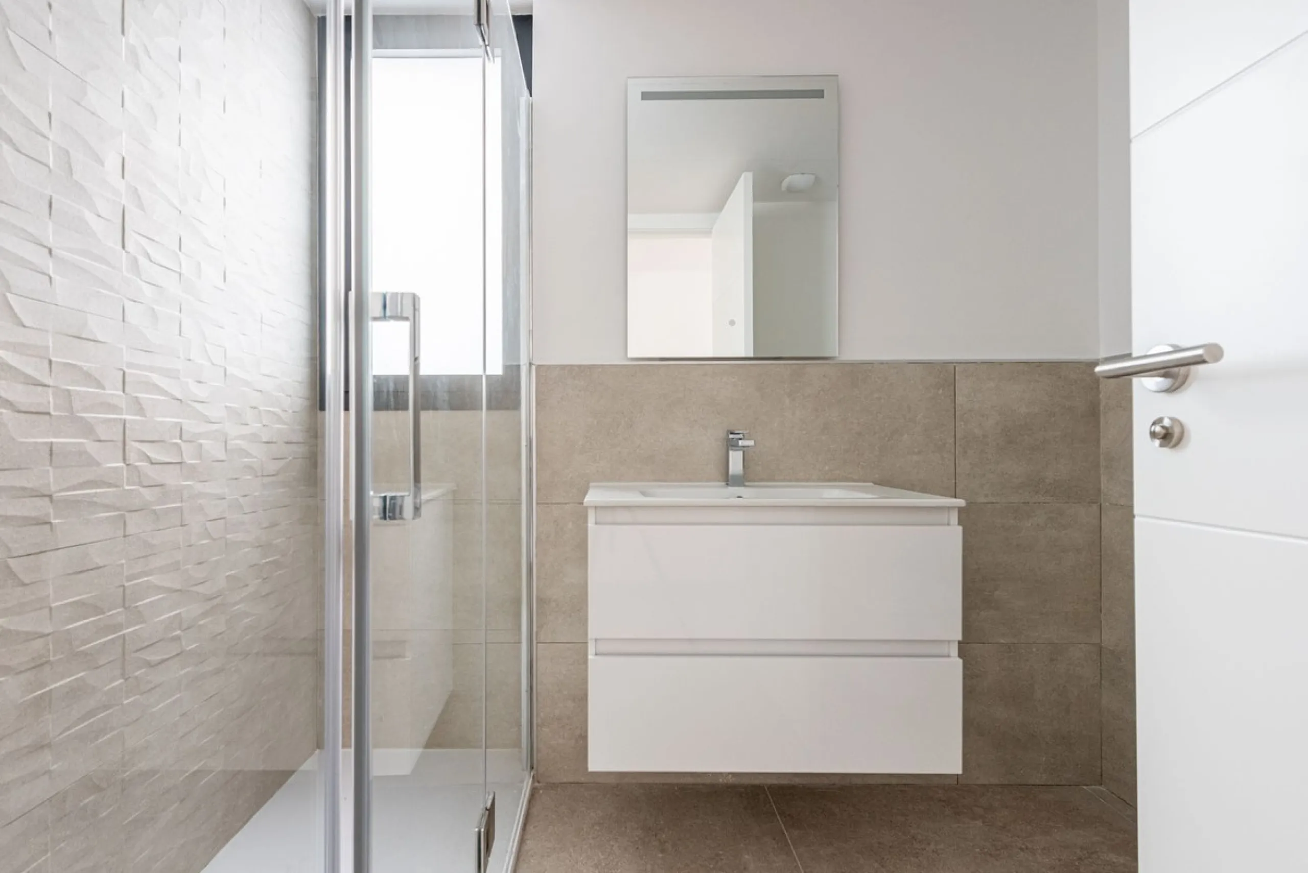 Brand-new 4-bedroom penthouse in the modern **NINETEEN41** residential development.
