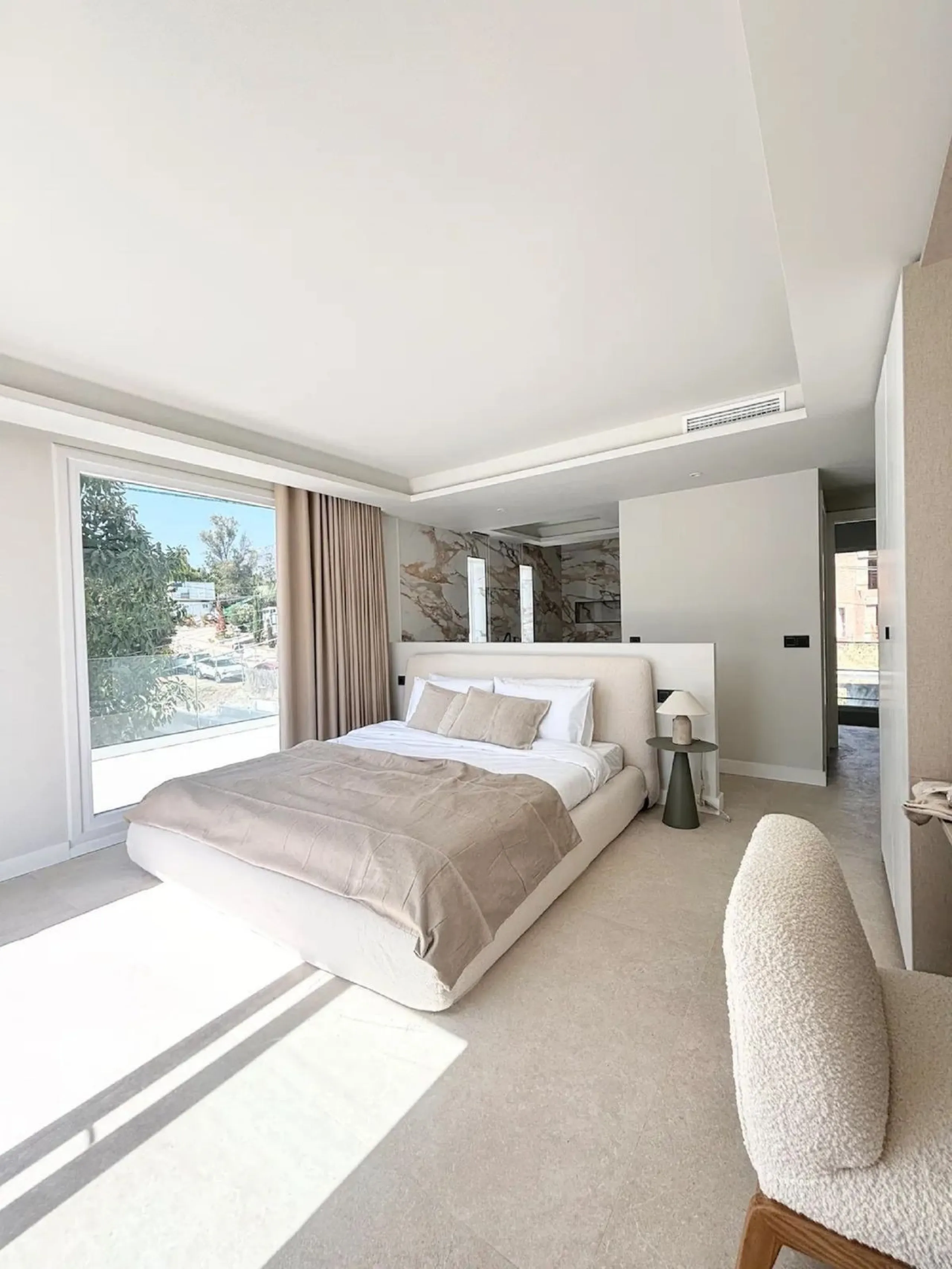 LUXURY VILLA IN RIO VERDE: FULLY RENOVATED 2024 (GOLDEN MILE)