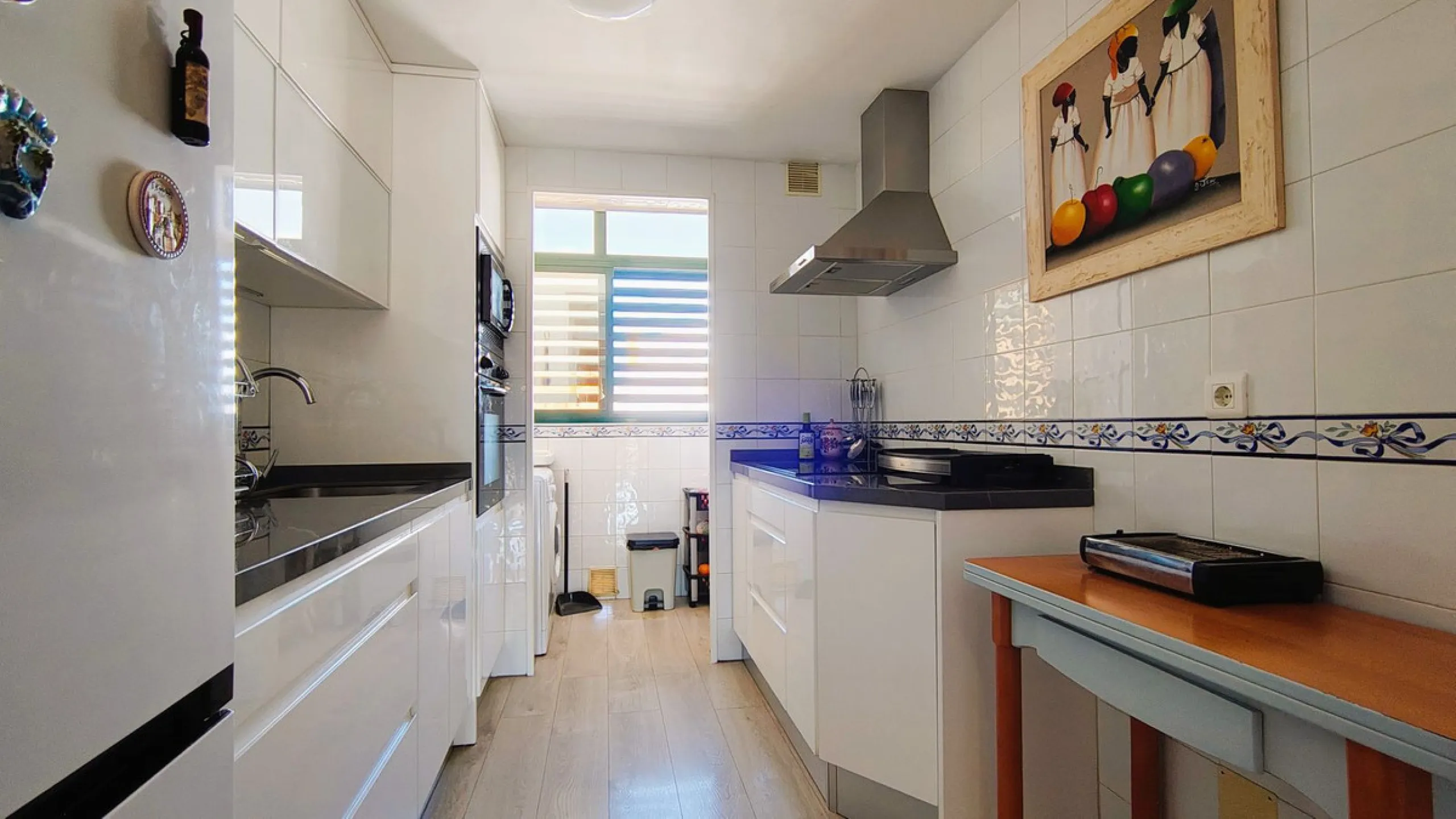 Apartment - Top Floor Apartment в продаже в Marbella, Málaga. В доме 2 спален и 2 ванных комнат. Площадь дома 100 м²