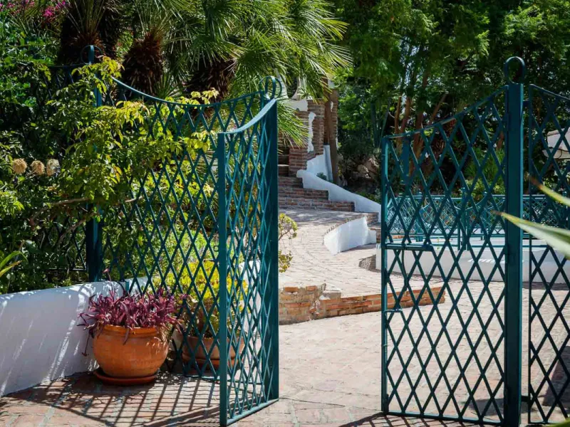 House - Detached Villa в продаже в Frigiliana, Málaga. В доме 6 спален и 5 ванных комнат. Площадь дома 419 м². Площадь участка 7134 м²