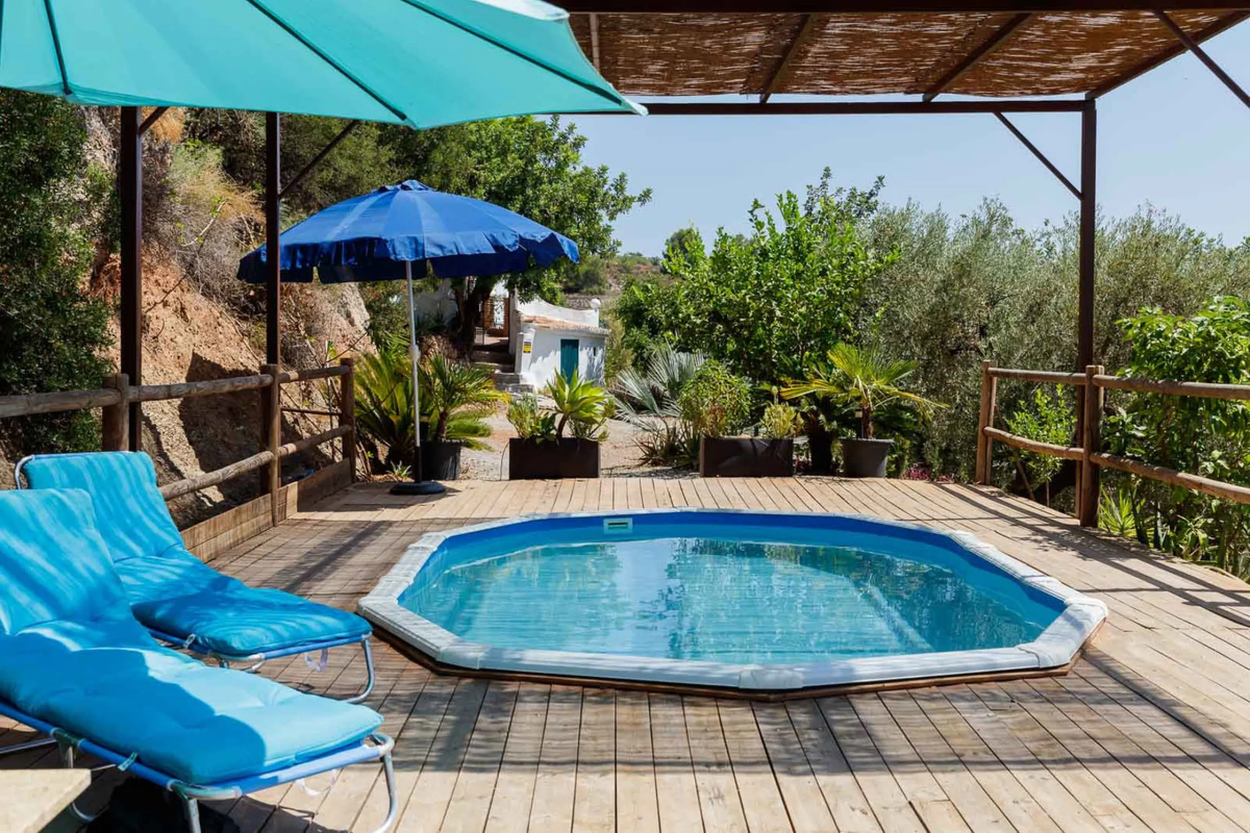 House - Detached Villa в продаже в Frigiliana, Málaga. В доме 6 спален и 5 ванных комнат. Площадь дома 419 м². Площадь участка 7134 м²