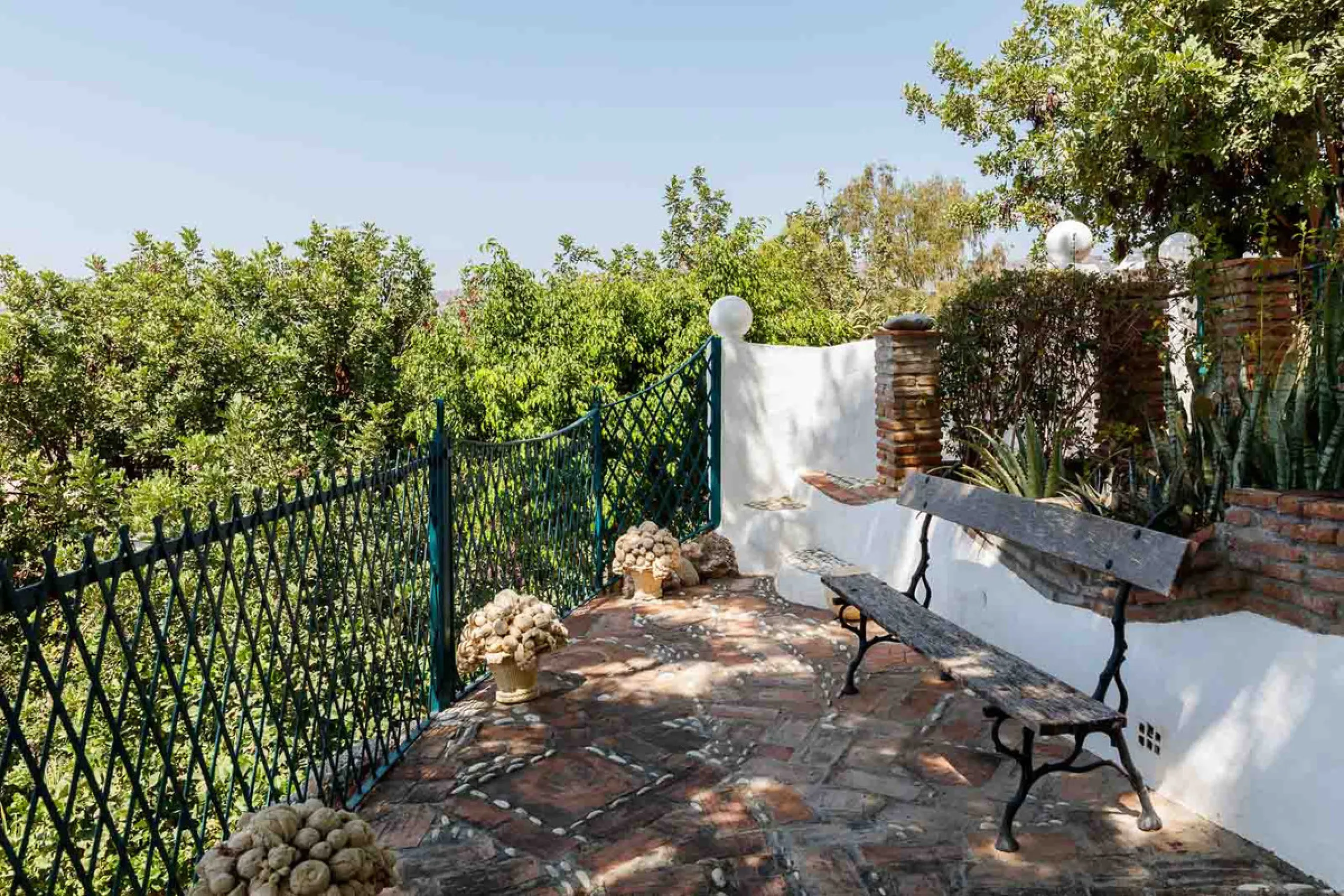 House - Detached Villa в продаже в Frigiliana, Málaga. В доме 6 спален и 5 ванных комнат. Площадь дома 419 м². Площадь участка 7134 м²