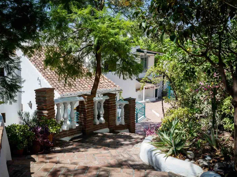 House - Detached Villa в продаже в Frigiliana, Málaga. В доме 6 спален и 5 ванных комнат. Площадь дома 419 м². Площадь участка 7134 м²