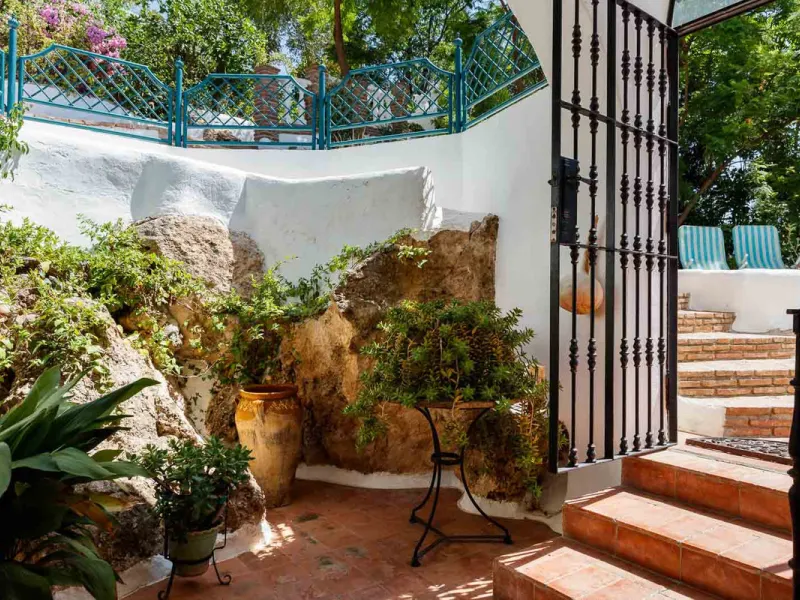 House - Detached Villa в продаже в Frigiliana, Málaga. В доме 6 спален и 5 ванных комнат. Площадь дома 419 м². Площадь участка 7134 м²