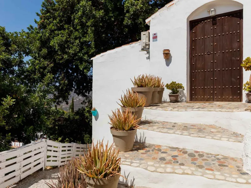 House - Detached Villa в продаже в Frigiliana, Málaga. В доме 6 спален и 5 ванных комнат. Площадь дома 419 м². Площадь участка 7134 м²