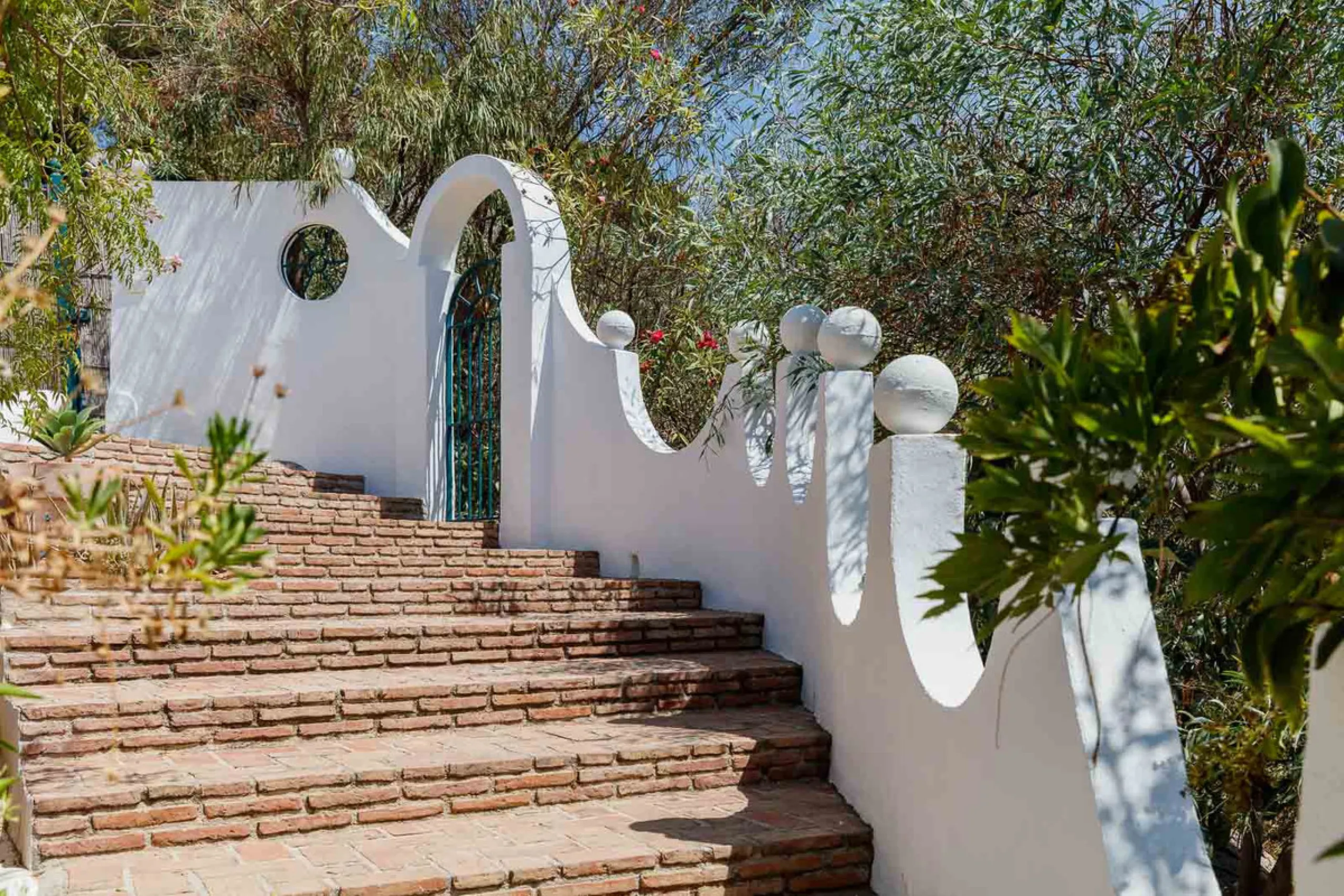 House - Detached Villa в продаже в Frigiliana, Málaga. В доме 6 спален и 5 ванных комнат. Площадь дома 419 м². Площадь участка 7134 м²