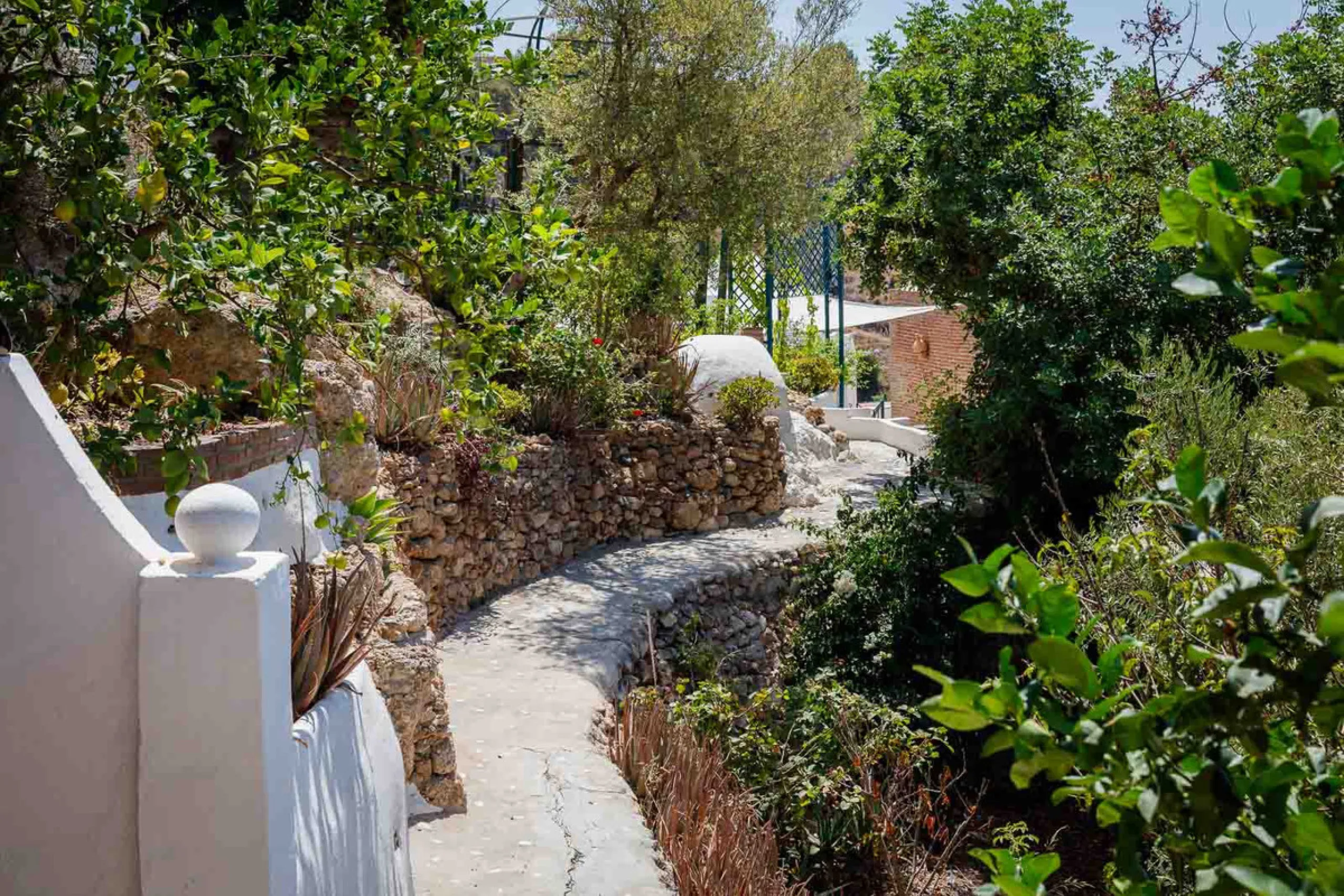 House - Detached Villa в продаже в Frigiliana, Málaga. В доме 6 спален и 5 ванных комнат. Площадь дома 419 м². Площадь участка 7134 м²