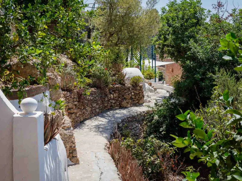 House - Detached Villa в продаже в Frigiliana, Málaga. В доме 6 спален и 5 ванных комнат. Площадь дома 419 м². Площадь участка 7134 м²