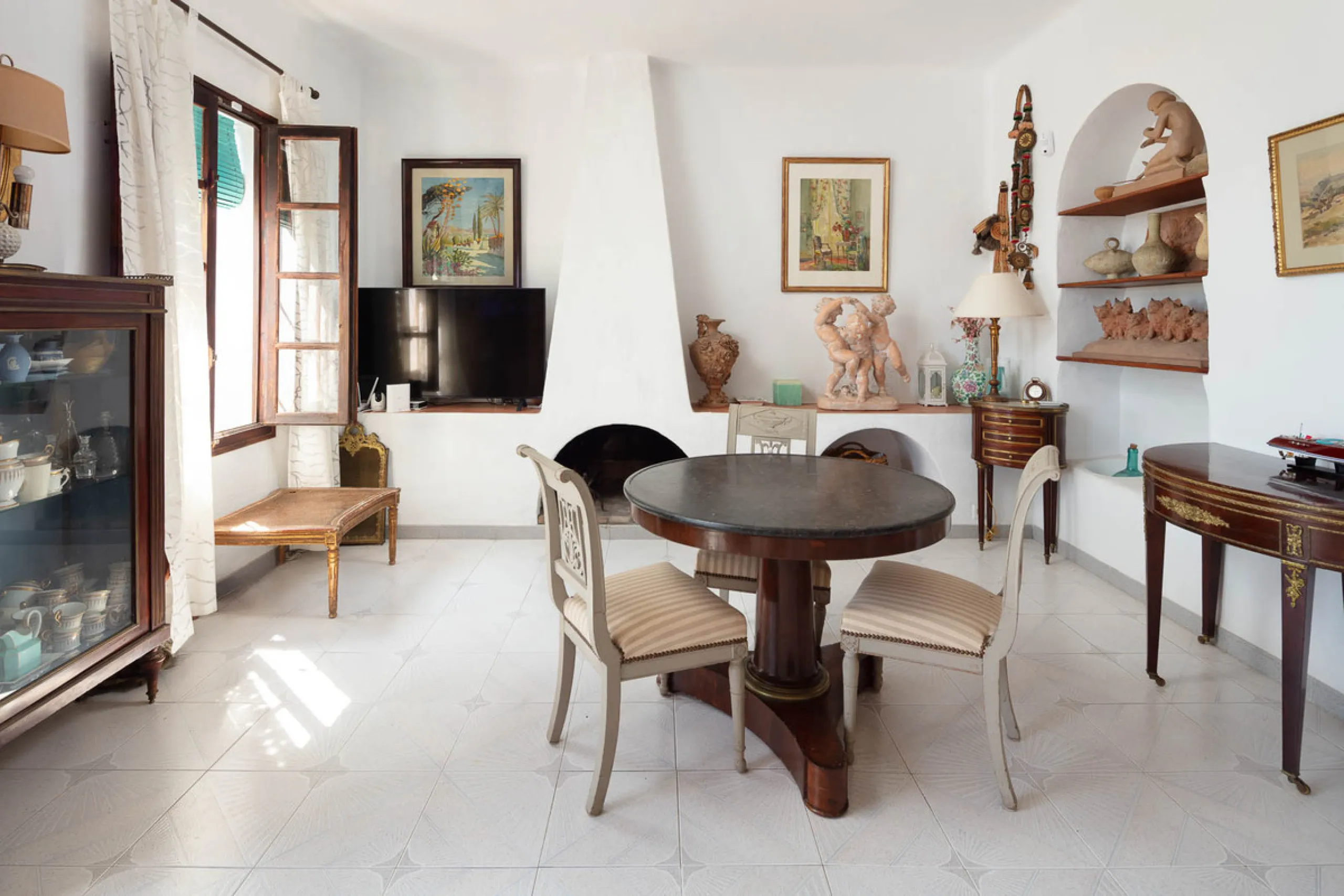 House - Detached Villa в продаже в Frigiliana, Málaga. В доме 6 спален и 5 ванных комнат. Площадь дома 419 м². Площадь участка 7134 м²
