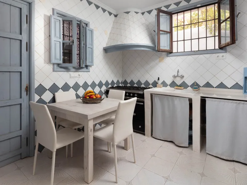 House - Detached Villa в продаже в Frigiliana, Málaga. В доме 6 спален и 5 ванных комнат. Площадь дома 419 м². Площадь участка 7134 м²