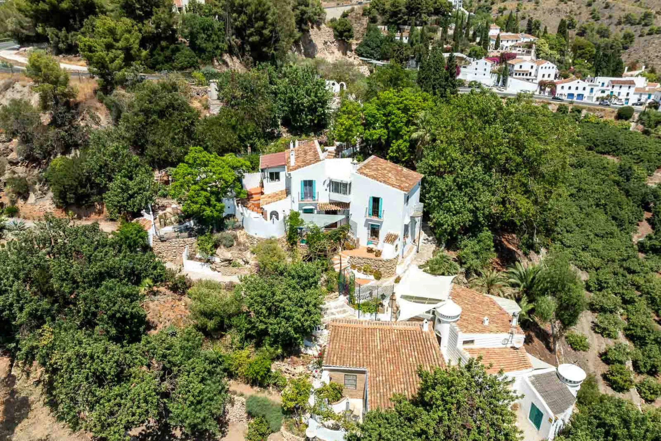 House - Detached Villa в продаже в Frigiliana, Málaga. В доме 6 спален и 5 ванных комнат. Площадь дома 419 м². Площадь участка 7134 м²