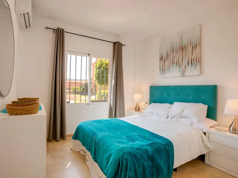 Spacious 2-Bedroom Garden Apartment Near Estepona Port