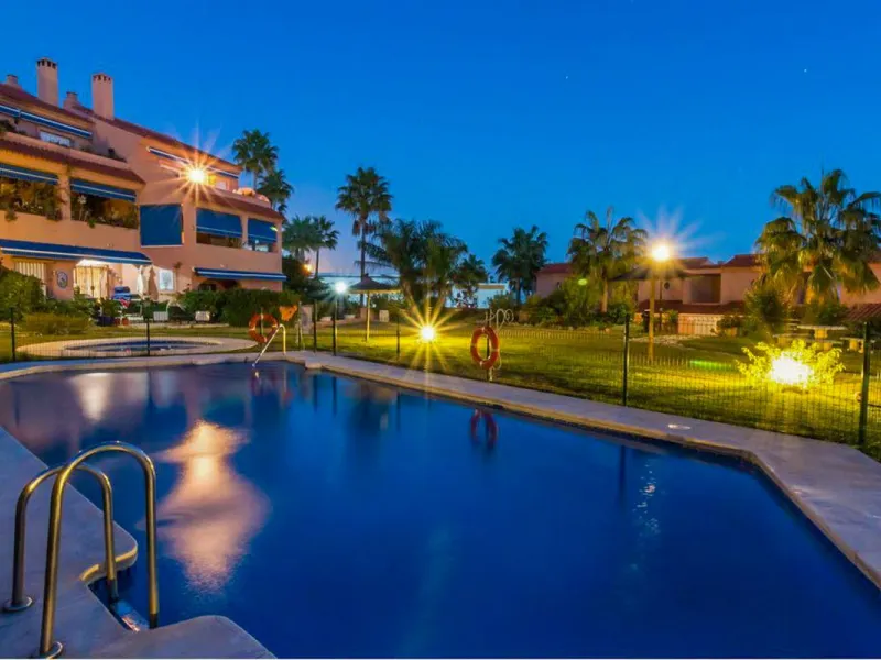 Spacious 2-Bedroom Garden Apartment Near Estepona Port