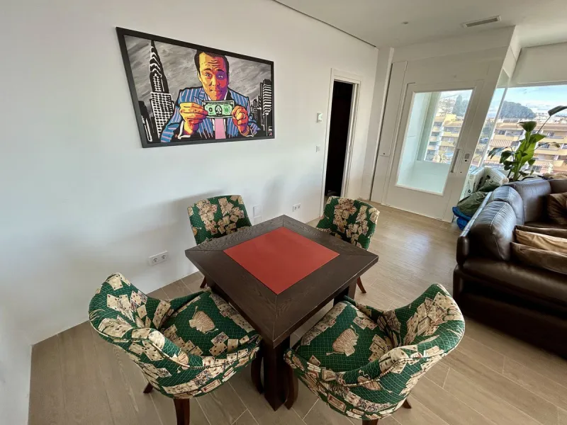 Discover this stunning luxury villa located in the exclusive Torreblanca area of ​​Fuengirola.