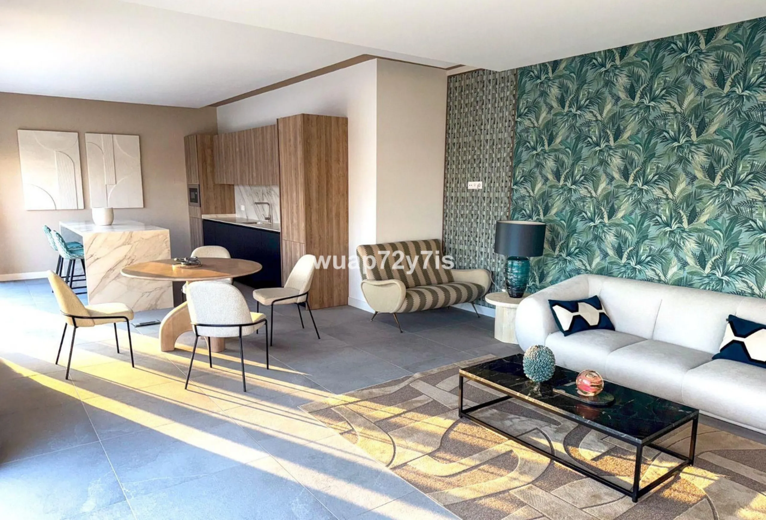 3-Bedroom Apartment with Sea Views & Tourist Licence in OASIS 325 – Estepona