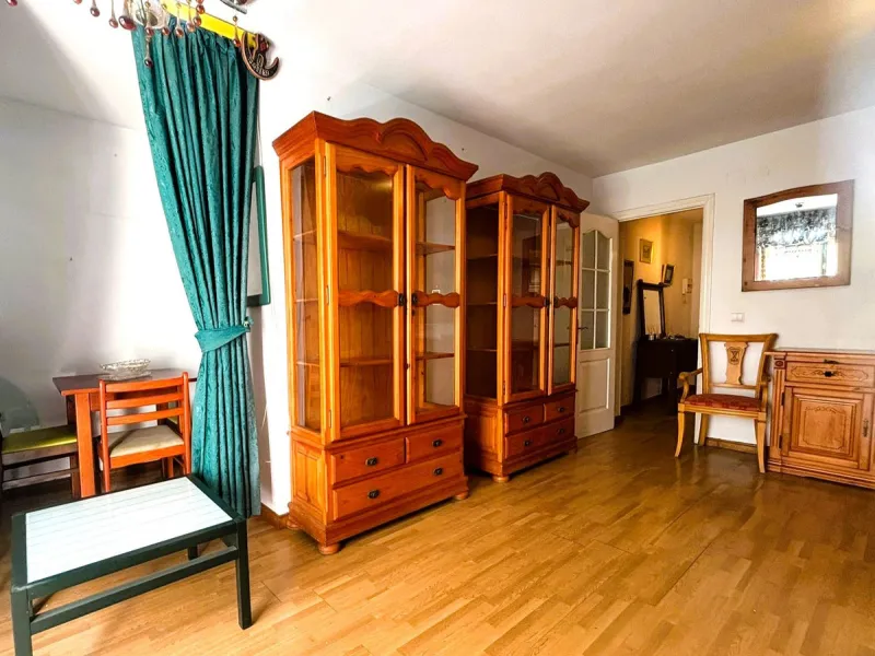 Living close to the sea is a feeling that is hard to describe… but this apartment in Marbella captures it from the very first moment.