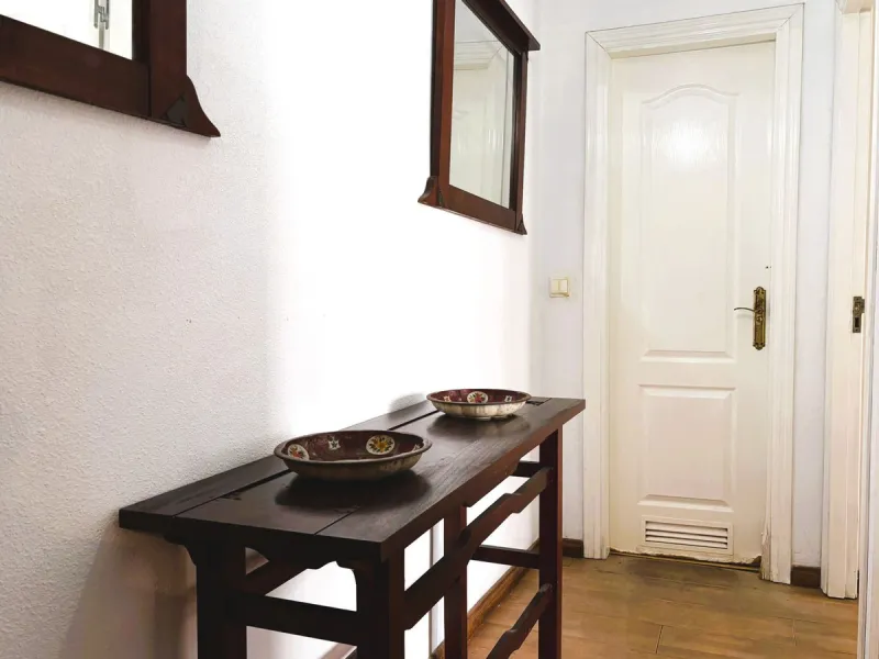 Living close to the sea is a feeling that is hard to describe… but this apartment in Marbella captures it from the very first moment.