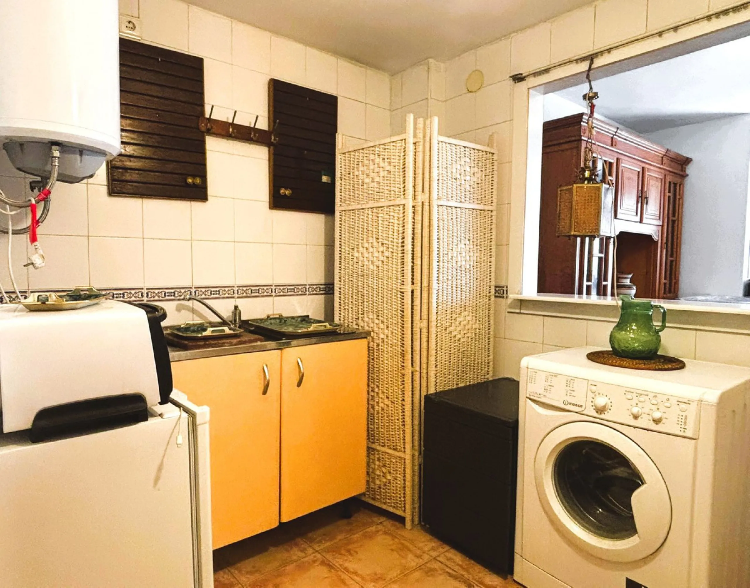 Living close to the sea is a feeling that is hard to describe… but this apartment in Marbella captures it from the very first moment.