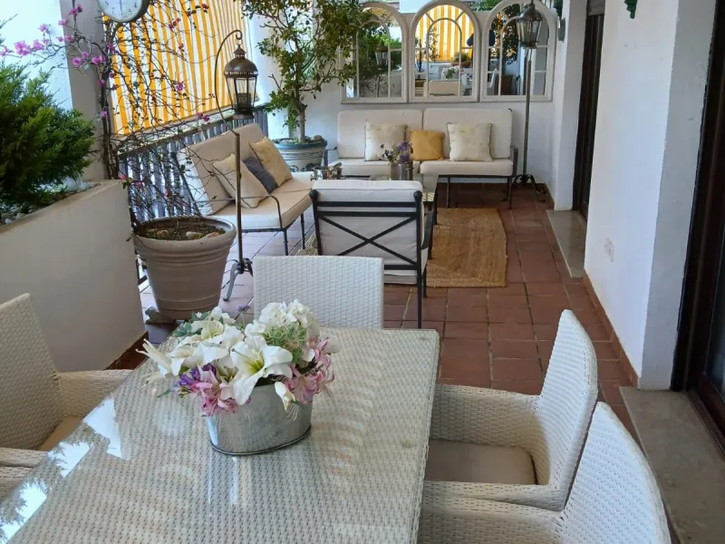 Located in the sought after Coto Real on the prestigious Marbella Golden Mile, this charming 2-bedroom, 2-bathroom apartment offers privacy, tranquility, and excellent potential in one of Marbella's most established gated communities.