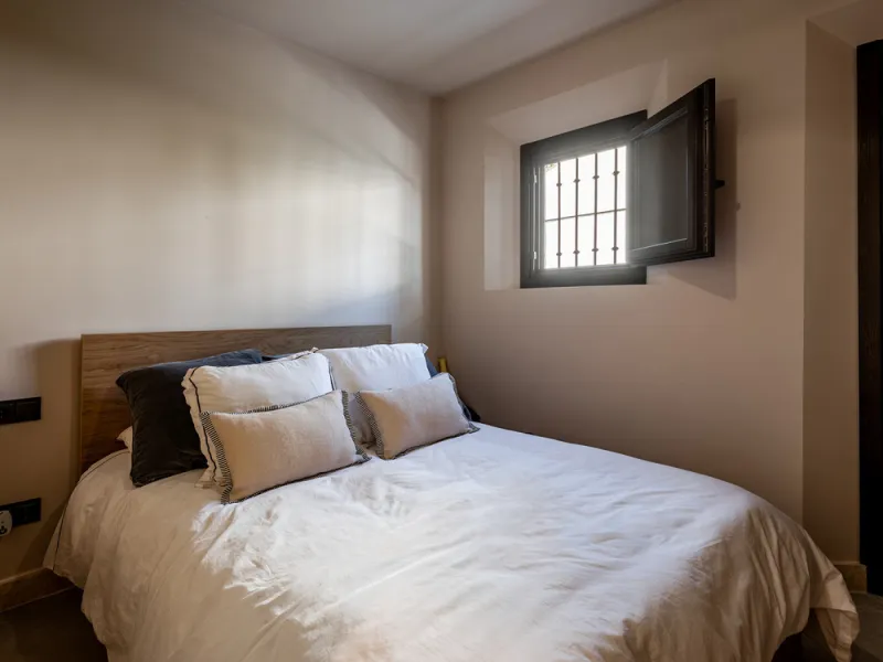 House - Townhouse в продаже в Marbella, Málaga. В доме 2 спален и 2 ванных комнат. Площадь дома 140 м²