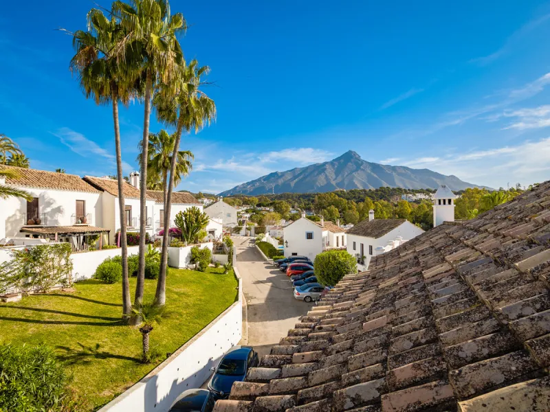 House - Townhouse в продаже в Marbella, Málaga. В доме 2 спален и 2 ванных комнат. Площадь дома 140 м²