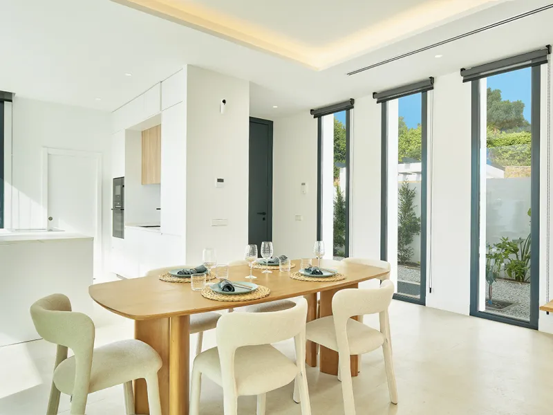 Located in the established residential area of Monte Biarritz, these two contemporary neighbouring villas offer modern Mediterranean living in a quiet yet highly connected setting between Marbella and Estepona. Designed with clean architectural lines and 