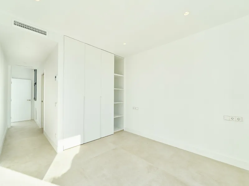 Located in the established residential area of Monte Biarritz, these two contemporary neighbouring villas offer modern Mediterranean living in a quiet yet highly connected setting between Marbella and Estepona. Designed with clean architectural lines and 