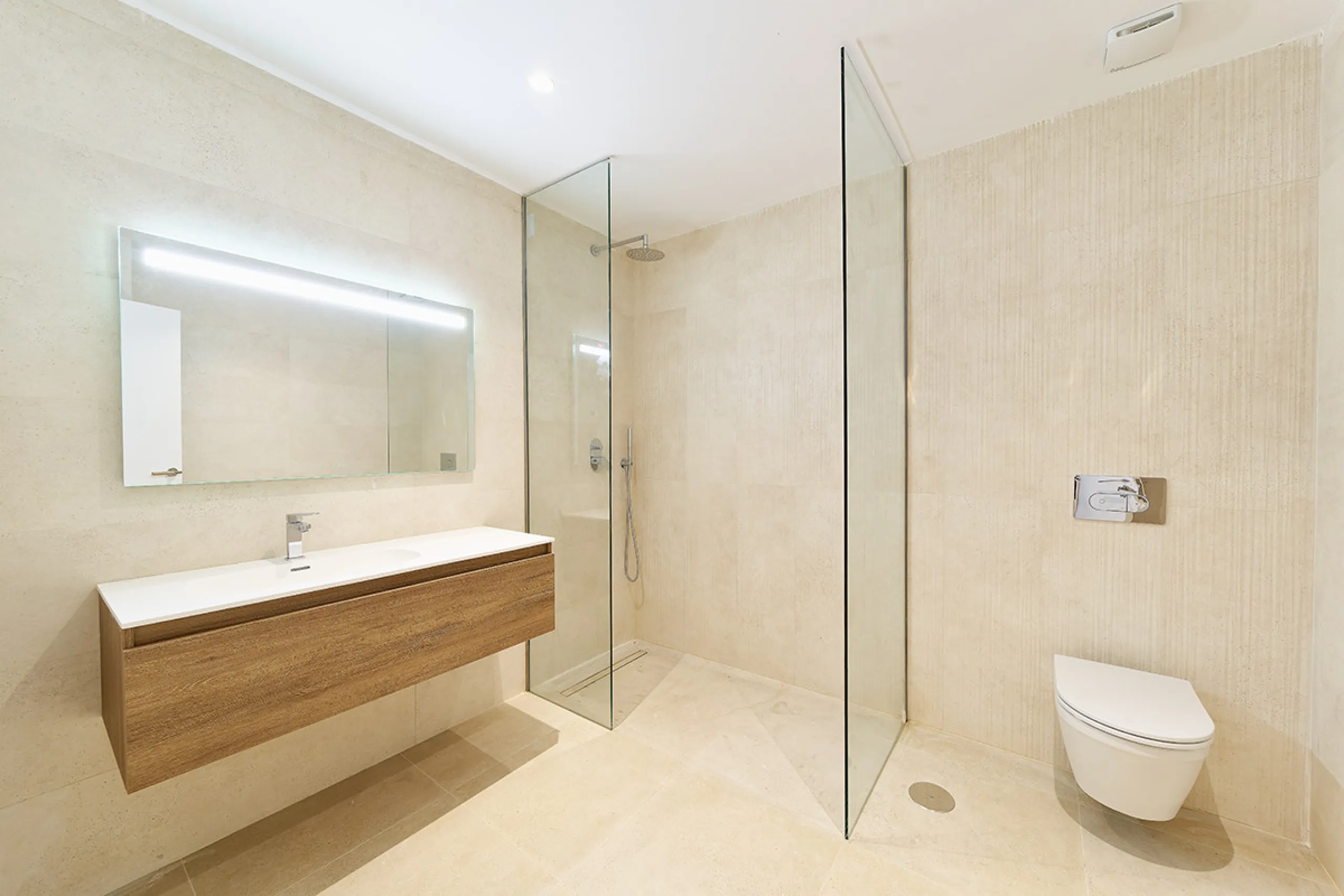 Located in the established residential area of Monte Biarritz, these two contemporary neighbouring villas offer modern Mediterranean living in a quiet yet highly connected setting between Marbella and Estepona. Designed with clean architectural lines and 