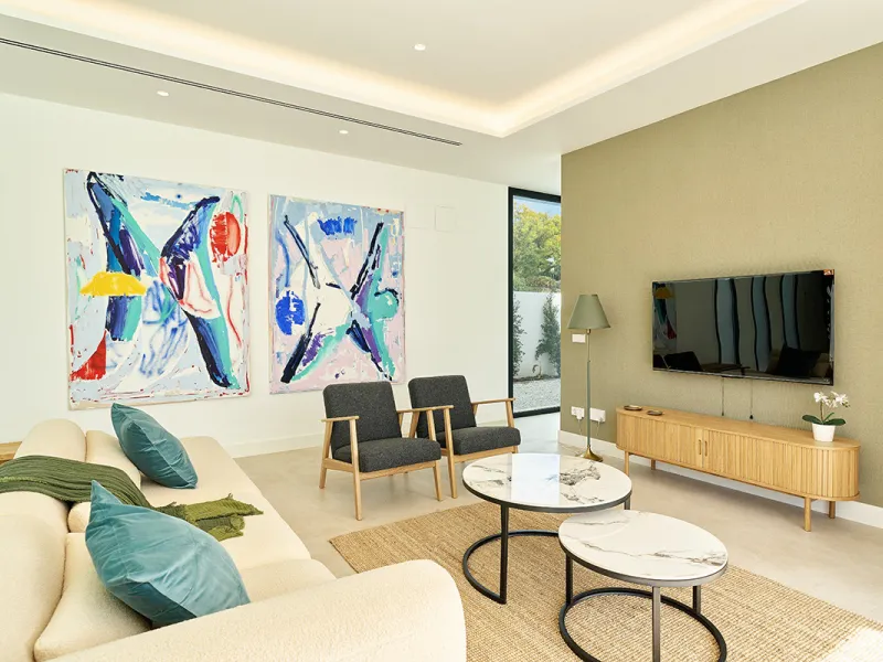 Located in the established residential area of Monte Biarritz, these two contemporary neighbouring villas offer modern Mediterranean living in a quiet yet highly connected setting between Marbella and Estepona. Designed with clean architectural lines and 