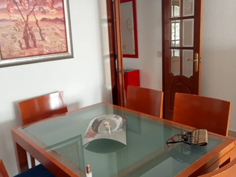 Apartment - Penthouse в продаже в Málaga, Málaga. В доме 3 спален и 1 ванных комнат. Площадь дома 83 м²
