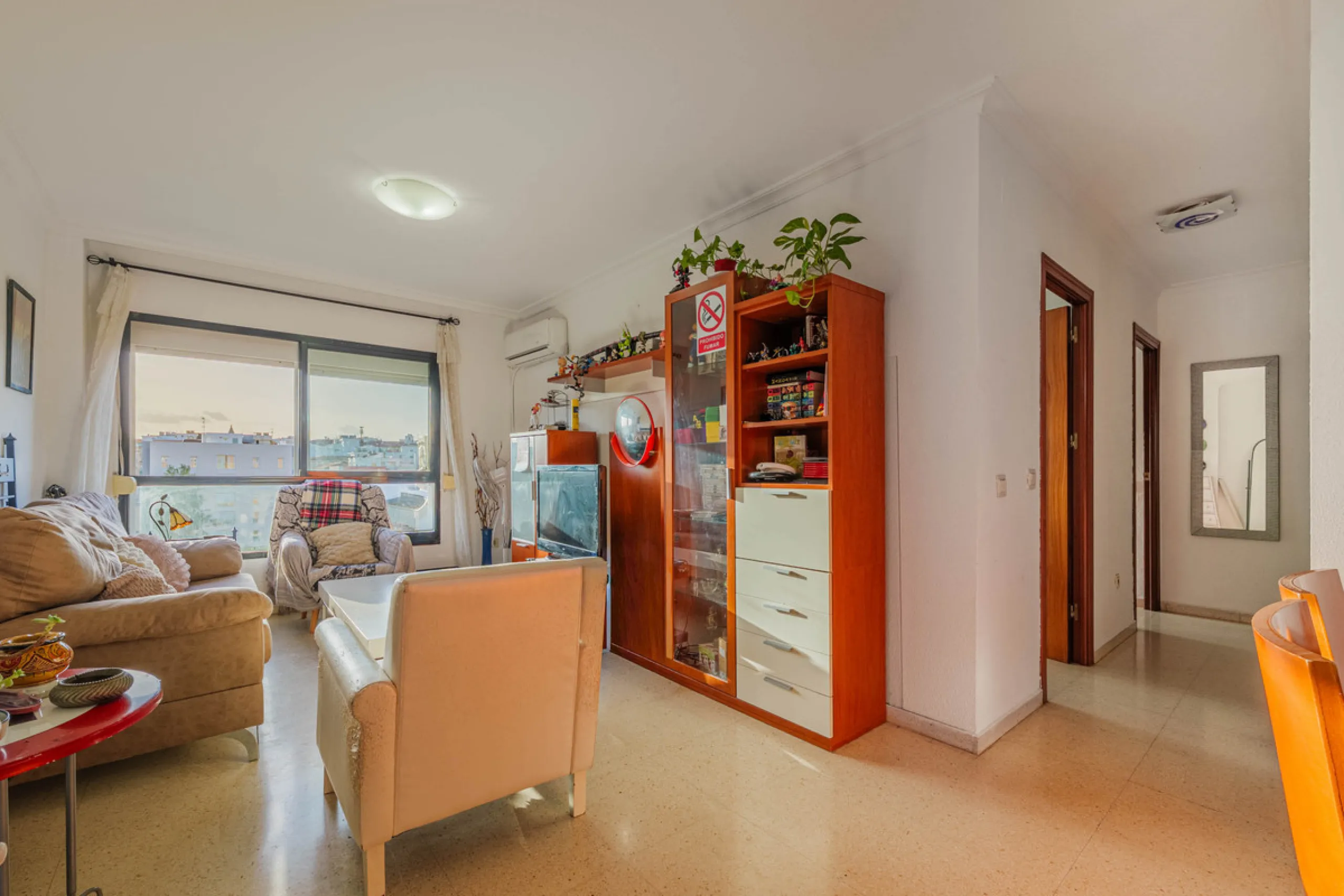 Apartment - Penthouse в продаже в Málaga, Málaga. В доме 3 спален и 1 ванных комнат. Площадь дома 83 м²