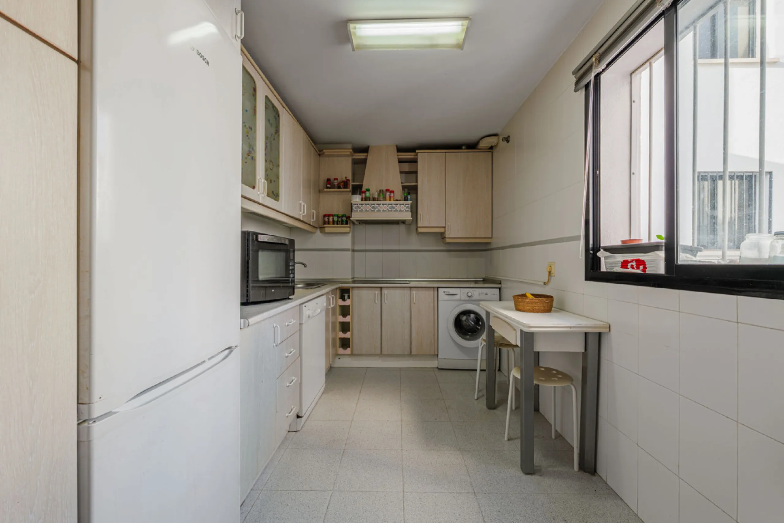 Apartment - Penthouse в продаже в Málaga, Málaga. В доме 3 спален и 1 ванных комнат. Площадь дома 83 м²