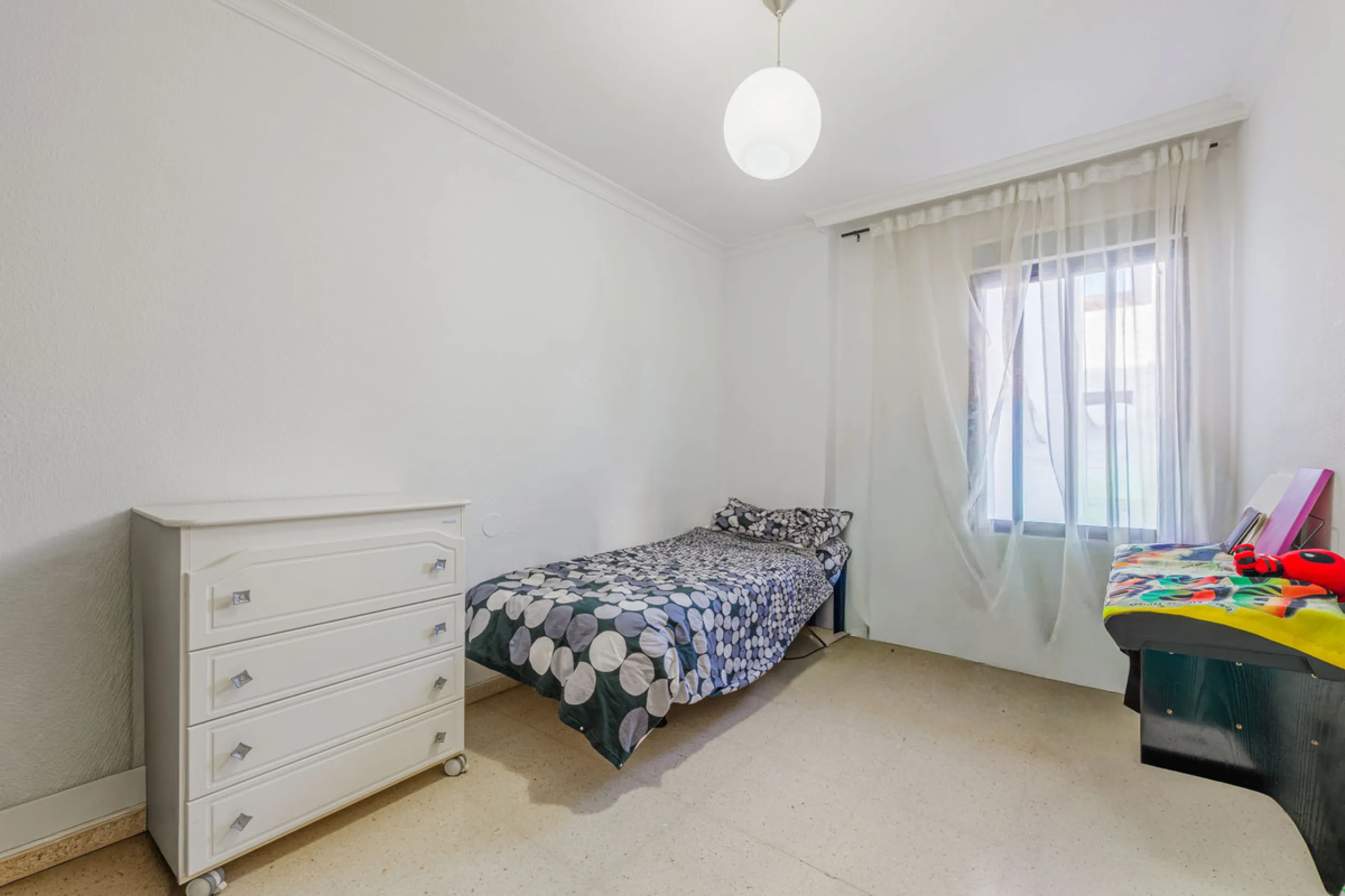 Apartment - Penthouse в продаже в Málaga, Málaga. В доме 3 спален и 1 ванных комнат. Площадь дома 83 м²