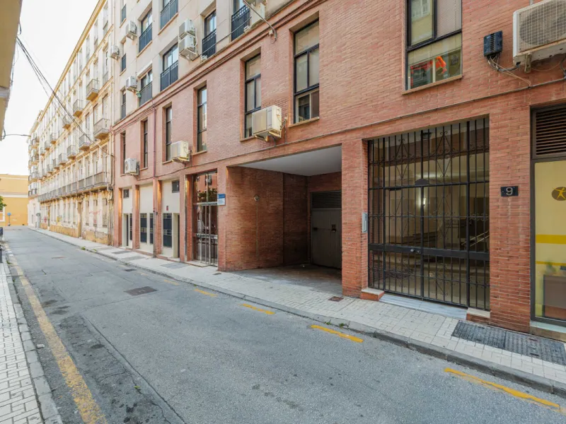 Apartment - Penthouse в продаже в Málaga, Málaga. В доме 3 спален и 1 ванных комнат. Площадь дома 83 м²